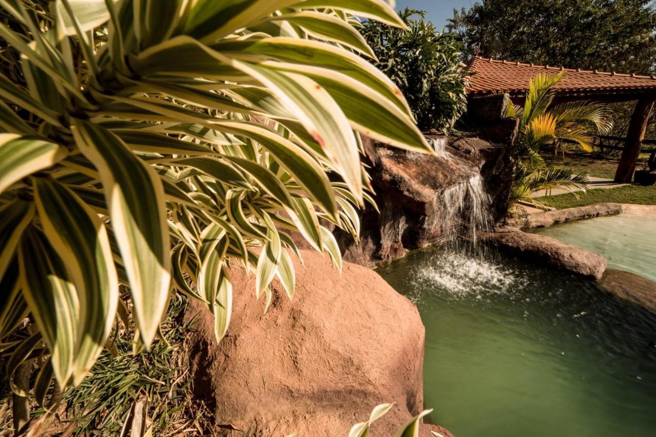 Casa De Campo Com Piscina Cascata Artificial เซาโลว์เรงโซ ภายนอก รูปภาพ