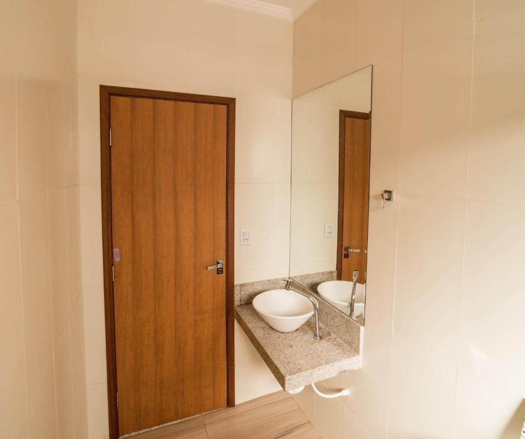 Casa De Campo Com Piscina Cascata Artificial เซาโลว์เรงโซ ภายนอก รูปภาพ